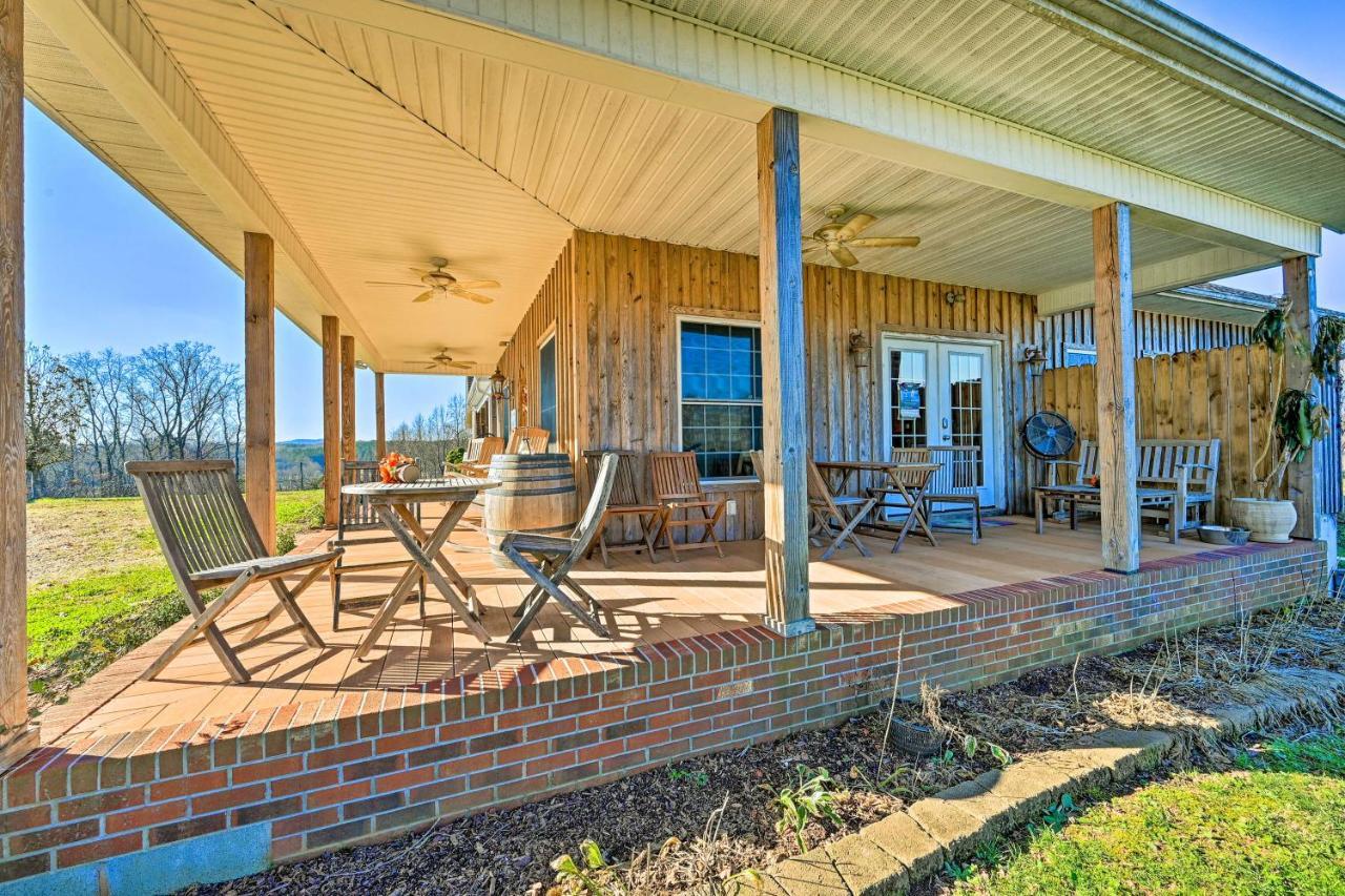 Breathtaking Elkin Getaway With Vineyard Views! Villa Buitenkant foto